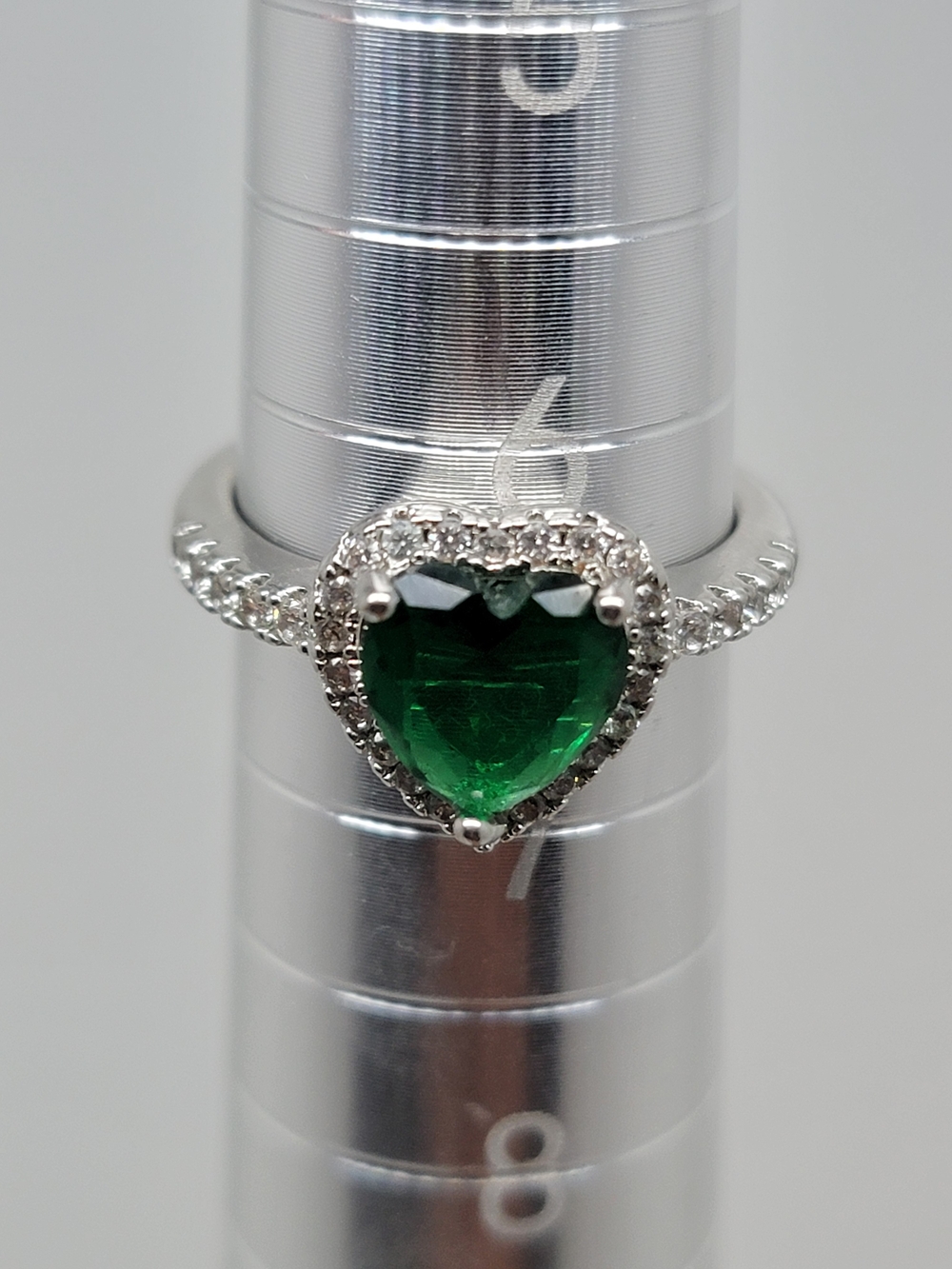 Posh Heart Emerald Green Halo Ring with Silver Accents